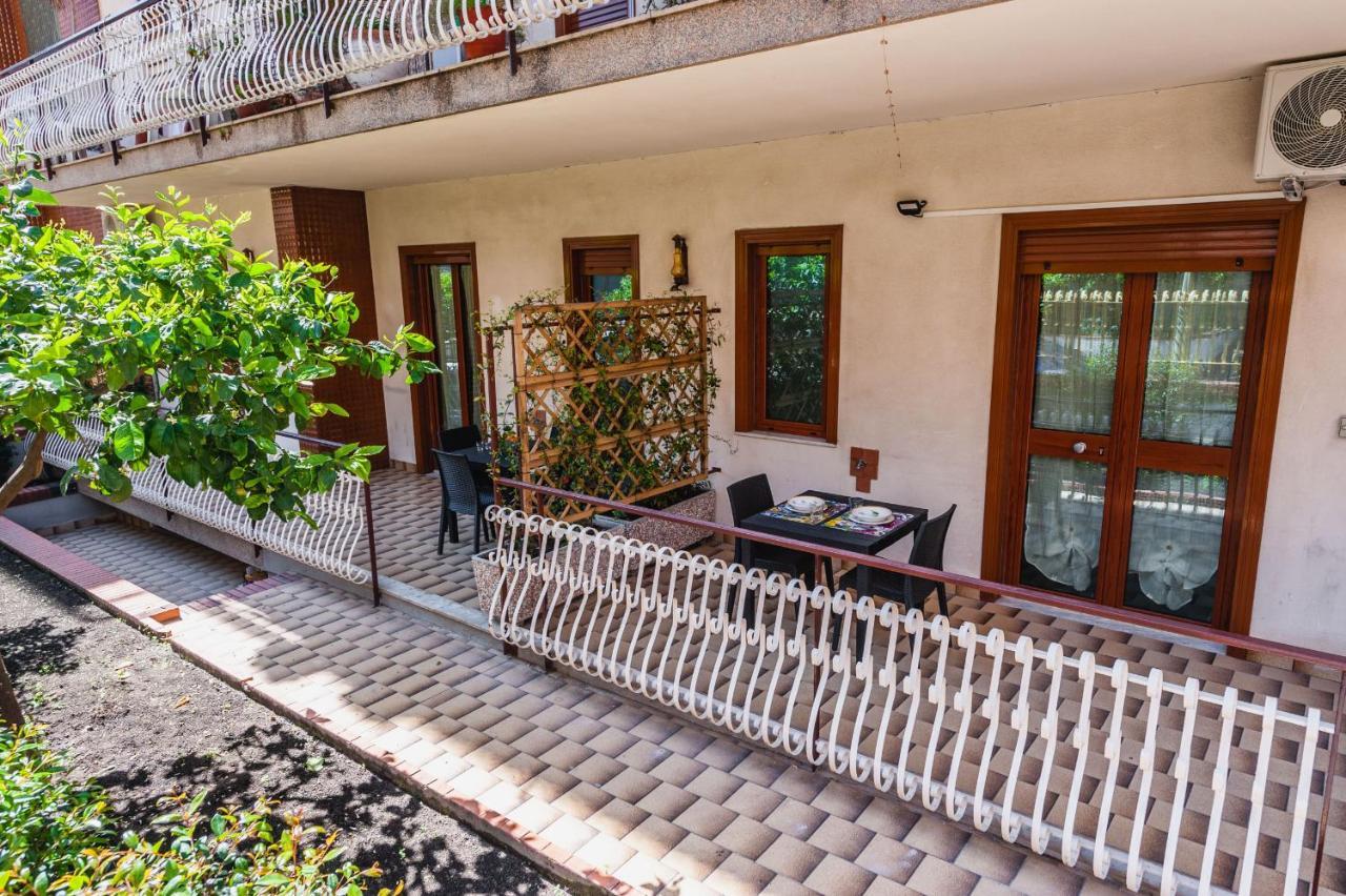 Lemon Tree Apartments By Wonderful Italy Giardini-Naxos Zewnętrze zdjęcie